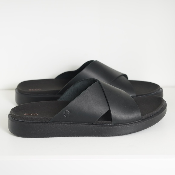 Sandals_&_Flip_Flops